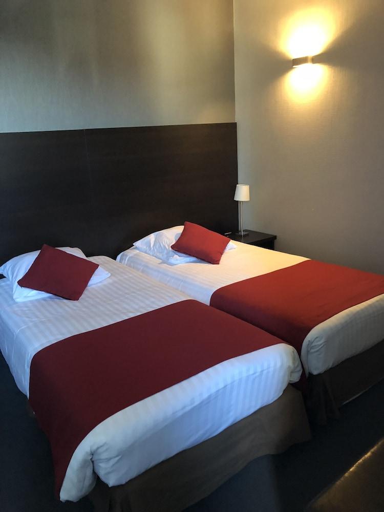 Compiègne Logis - Hotel Du Nord Et Restaurant La Table D'Elisa מראה חיצוני תמונה