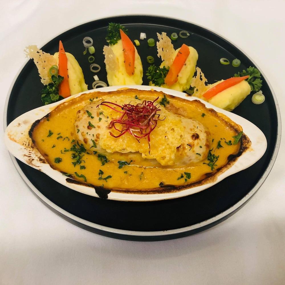 Compiègne Logis - Hotel Du Nord Et Restaurant La Table D'Elisa מראה חיצוני תמונה